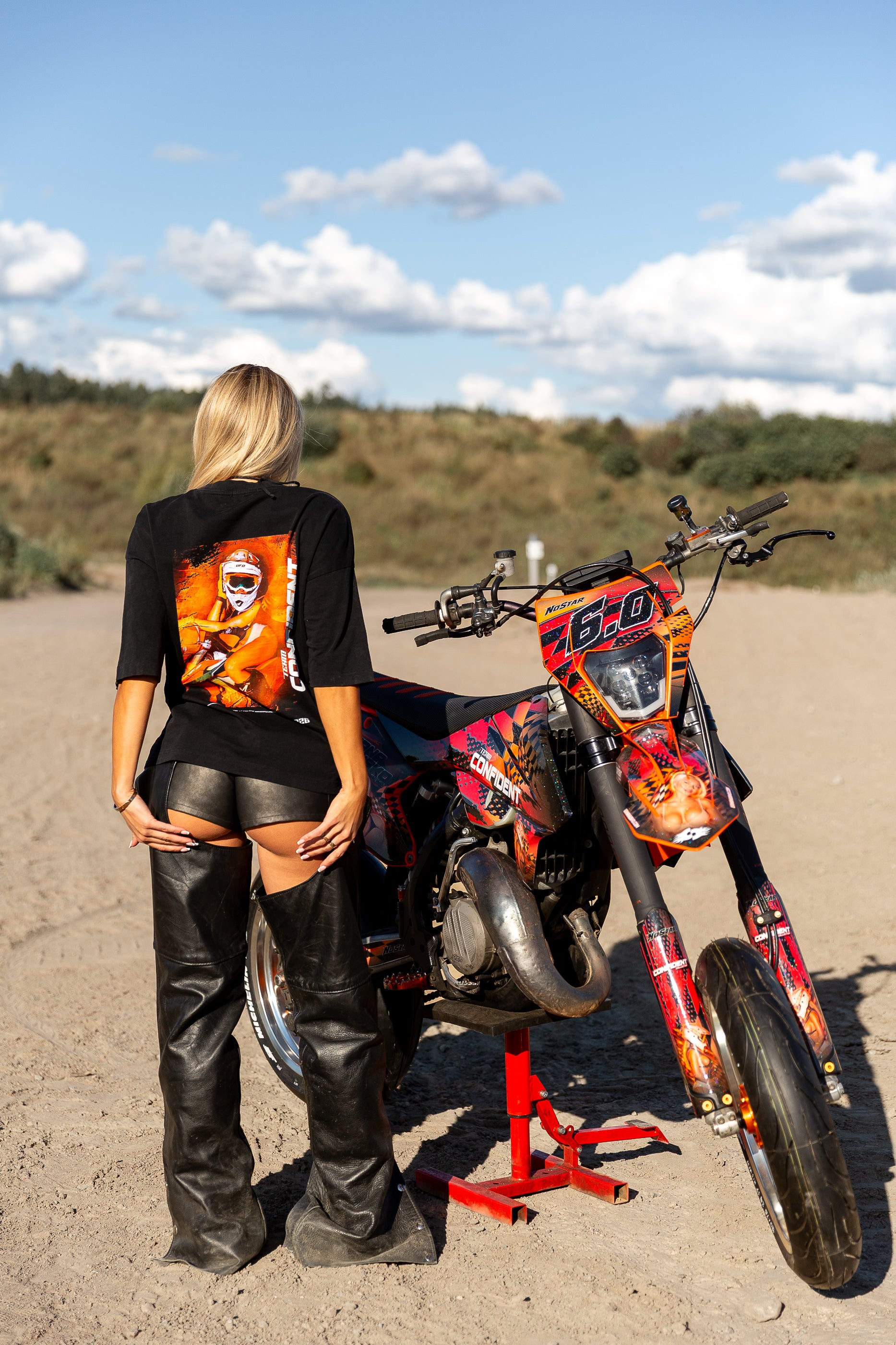 Ernahusko motocross merch